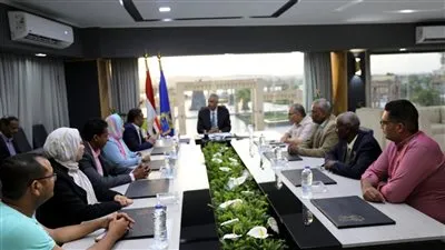 محافظ أسوان يستقبل وفد مجلس نقابة المهندسين الفرعية