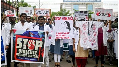 تصاعد الاحتجاجات في الهند بعد اغتصاب وقتل طبيبة