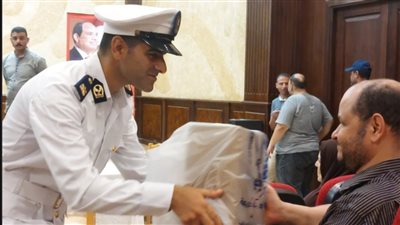 الداخلية توجه قوافل إنسانية وطبية بنطاق محافظة شمال سيناء (صور) 