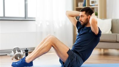 خطة تمارين مقاومة متكاملة لمدة سبعة أيام لتحقيق التوازن والقوة