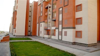  وزير الاسكان: 