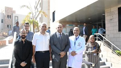 جولة لمحافظ أسوان داخل مستشفى المسلة التخصصي.. ويشيد بالخدمات الطبية والعلاجية للمواطنين