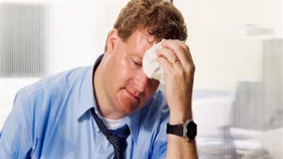 أسباب فرط التعرق في الصيف وكيفية علاجه
