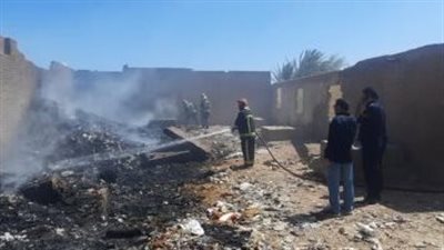 السيطرة على حريق هائل بحوش مواشي بإسنا جنوب الأقصر