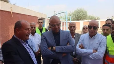 محافظ القليوبية يفتتح ويتفقد مشروعات بمدينة قليوب احتفالًا بالعيد القومي