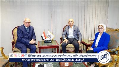 رئيس جامعة عين شمس يستقبل السفير محمد العرابي