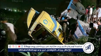 عاجل.. تفاصيل تصادم 6 سيارة في حادث مروع على طريق الفيوم الصحراوي