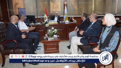 محافظ الغربية يستقبل رئيس قطاع الطب العلاجي بوزارة الصحة والسكان