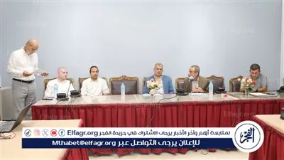 رئيس مياه الفيوم يترأس الاجتماع الدوري لمشروعات برنامج توسعات الصرف الصحي بالمحافظة 