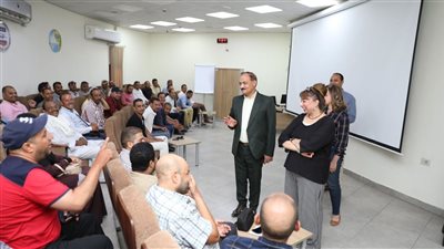 رئيس مياه أسيوط يتفقد سير العمل بورشة تعزيز استدامة خدمات المياه في صعيد مصر