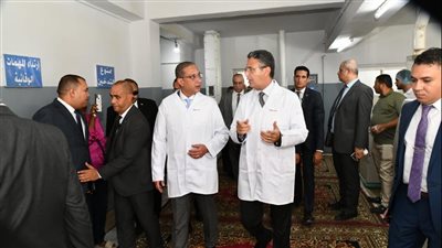 وزير التموين ومحافظ الفيوم يتفقدان الصومعة المعدنية والمخبز الآلي وخطوط الإنتاج بفرع مطاحن مصر الوسطى