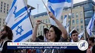 آلاف الإسرائيليين يتظاهرون في عدة مدن للمطالبة بإعادة المحتجزين