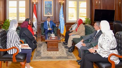 محافظ الإسكندرية يستقبل ممثلي المجلس القومي للمرأة لبحث سبل زيادة التعاون المشترك