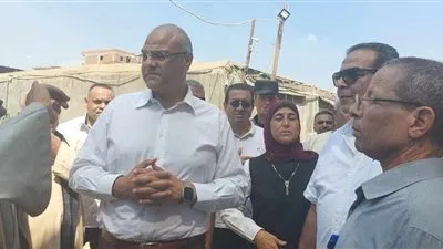 محافظ القليوبية يتفقد صوب زراعية ومعمل تجميع ألبان بمناسبة عيد الفلاح