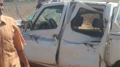 لمدة 10 دقائق.. توقف قطار بالمنوفية بعد تصادم سيارة ربع نقل بقرية اسطنها