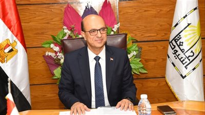 مركز تطوير التعليم الجامعي بجامعة أسيوط يعلن عدد من الدورات التدريبية (تفاصيل)    