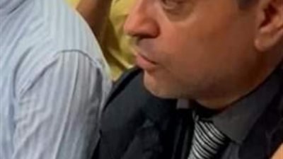 شنودة مكارم يتحدث بالنيابة عن أبنة أمين الشرطة بجلسة أحمد فتوح داخل محكمة مطروح