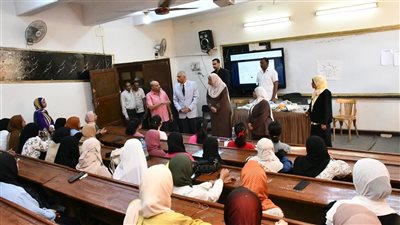 محافظ أسوان يتفقد عددا من المدارس لاستقبال العام الدراسي الجديد 2024/2025 