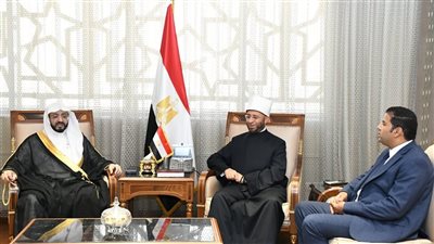وزير الأوقاف يستقبل رئيس مجلس إدارة المعرض والمتحف الدولي للسيرة النبوية بالسعودية