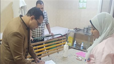 صحة أسيوط تفاجئ العاملين بمستشفى صدفا المركزي     