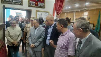وزير التعليم يتفقد عددا من المدارس بحي شرق ومركز الفتح ومركز تدريب المعلمين بأسيوط الجديدة   