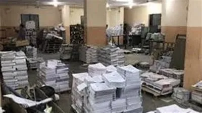 ضبط 9 آلاف كتاب دراسي خارجي باللغتين العربية والإنجليزية دون ترخيص بالنزهة 