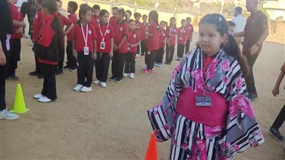 انتظام الطلاب بالمدارس اليابانية بالعام الدارسي الجديد - صور