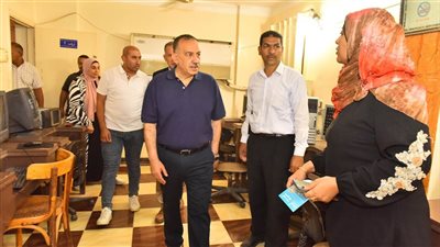 محافظ أسيوط يتفقد مركز تدريب علوم الحاسب وتكنولوجيا المعلومات بديروط   