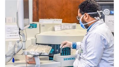  طبيب متخصص يوضح أسباب الإصابة بالسرطان وطرق العلاج التقليدية والكيميائية