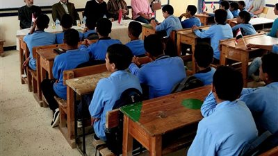 ندوات توعوية بأهمية الوعي الديني والأخلاقي لبناء مجتمع مستقر بالحمام التعليمية