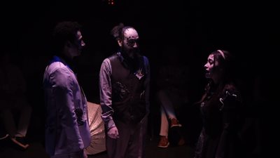 حضور جماهيري مكتمل العدد للعرض المصري 