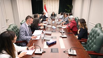 وزيرة التضامن تجتمع مع أعضاء بعثة البنك الدولي لبرامج الحماية الاجتماعية 