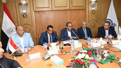 رئيس هيئة تنمية الصعيد يتابع تنفيذ مشروعات تنموية كبرى ببني سويف ويراجع معدلات الإنجاز ميدانيًا