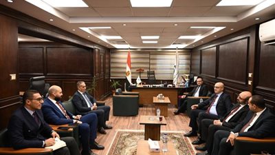 حماية المستهلك وتنظيم الإتصالات يبحثان الملفات ذات الإهتمام المشترك