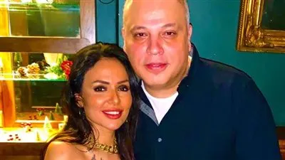 تامر عبدالمنعم ينتقد مها أحمد وزوجته تنصفها