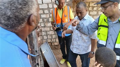  شركة مياه الشرب تعالج 4 حالات تسرب للمياه بوصلات منزلية بدراو