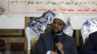 شيخ الأزهر يعزي الأمين العام لمجمع البحوث الإسلامية في وفاة شقيقه