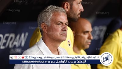 برشلونة يضع عينه على دومفريس.. سيناريو مورينيو يتكرر في الكامب نو