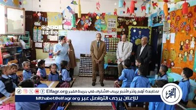 محافظ المنيا وسط طلاب ومعلمى المدارس: مبادرة 