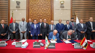 نقابة المهندسين توقع عقد رعاية النقابة 