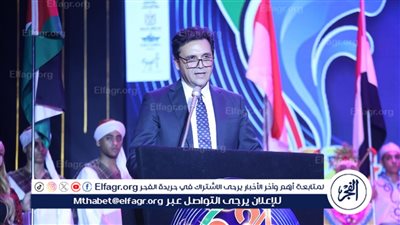 وزير الثقافة ومحافظ الإسماعيلية يفتتحان مهرجان الإسماعيلية الدُولي للفنون الشعبية