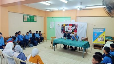 جامعة بنها تنظم قوافل توعوية وتثقيفية بمركز شباب كفر عابد بطوخ