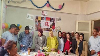 محافظ أسيوط: تسليم مشروعات إنتاجية لتمكين المرأة بصدفا ضمن مبادرة بداية 