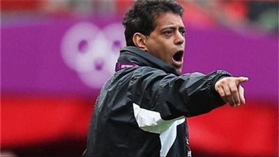 مفاجأة حول تعيين هاني رمزي مديرًا لتعاقدات الأهلي