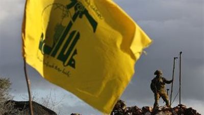 لوموند: حزب الله يحكم لبنان بالحديد والنار