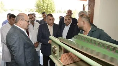 وزير الإنتاج الحربي يقوم بجولة تفقدية مفاجئة لشركة 