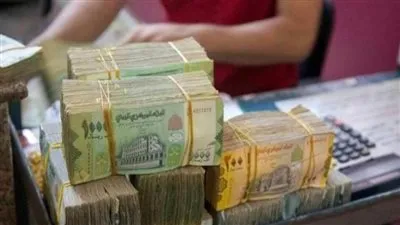 في ظل الحرب الاقتصادية الشرسة.. كيف ضاعف الحوثي من معاناة الشعب اليمني وأدى إلى توسّع رقعة الفقر؟