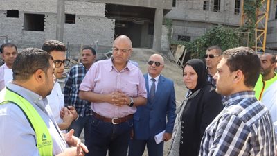محافظ القليوبية يتفقد عدد من مشروعات مبادرة حياة كريمة بشبين القناطر 