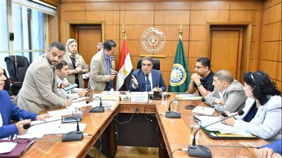 محافظ الدقهلية يلتقي بأعضاء مجلسي النواب والشيوخ لمناقشة مشاكل المواطنين