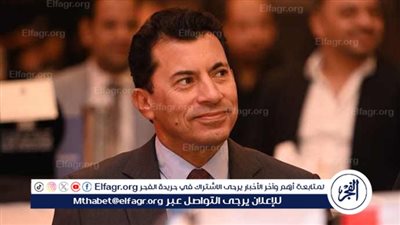 وزيرالشباب والرياضة يجتمع بوسائل الإعلام 